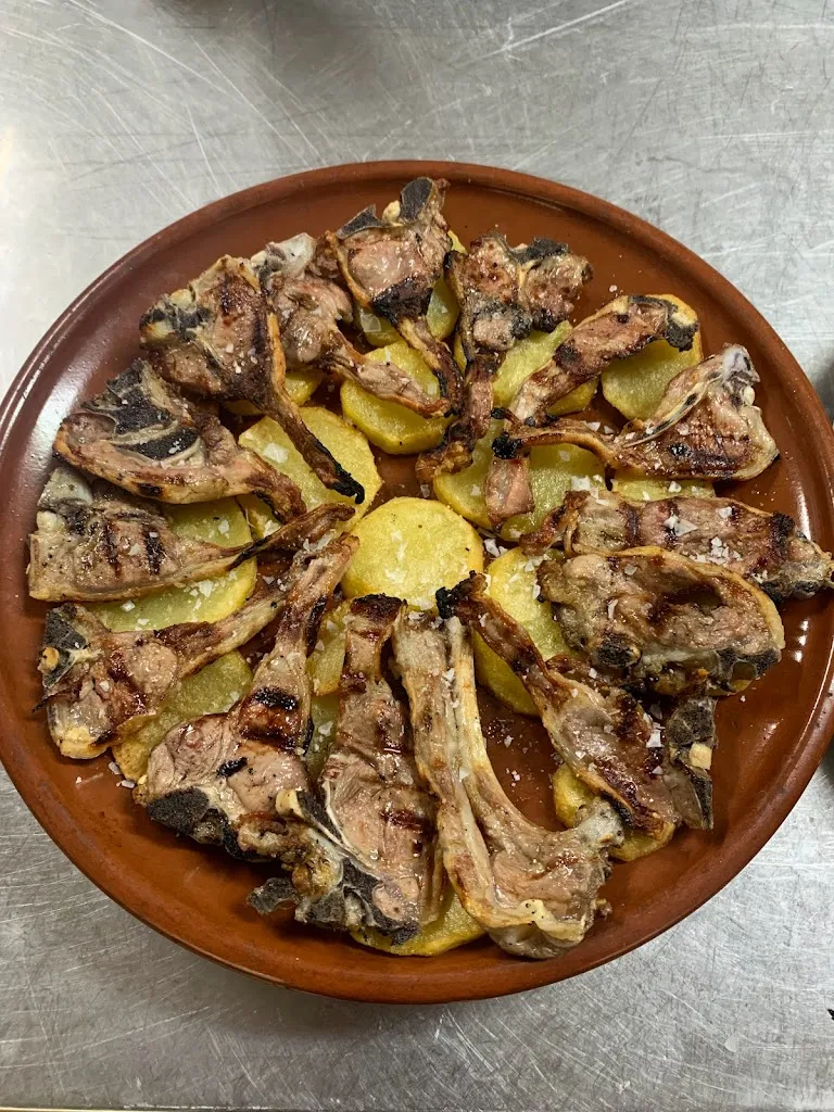 RESTAURANTE CASTILLA VIRGEN DEL MONTE_Bolaños de Calatrava_slider_image_3