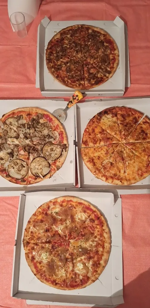 Tatiana Kravets_Pizzeria Castello_Bolaños de Calatrava_review