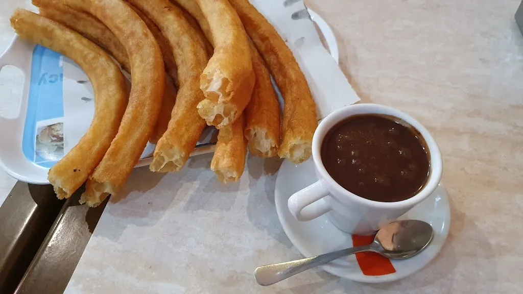 Rafa Torres_Churreria Molina_Argamasilla de Calatrava_review