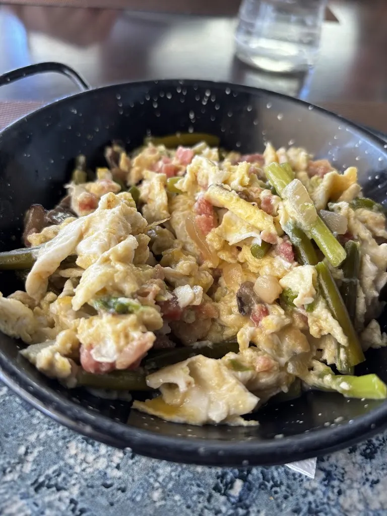 James Hackner Moreno_Restaurante los Olivos_Calzada de Calatrava_review