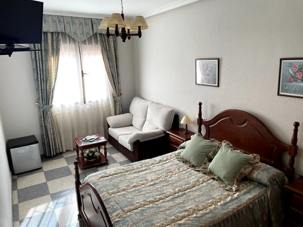 Hostal Las Palomas_Calzada de Calatrava_slider_image_2