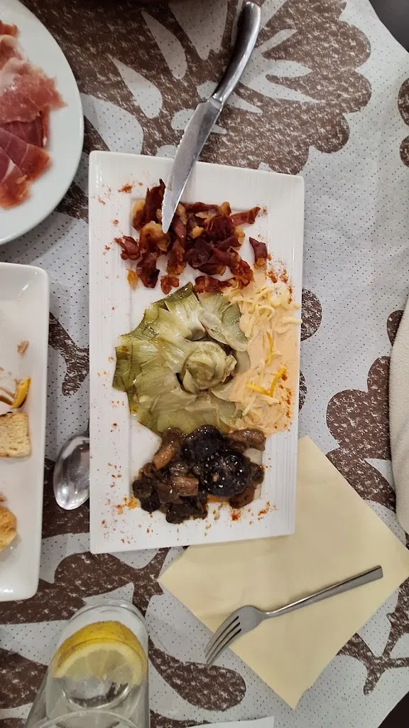 JAVIER LOPEZ L._El Viso_Munera_review