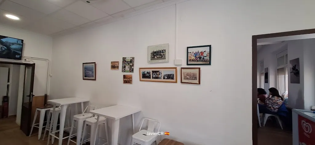 Centro social . Bar restaurant in Cañada de Calatrava