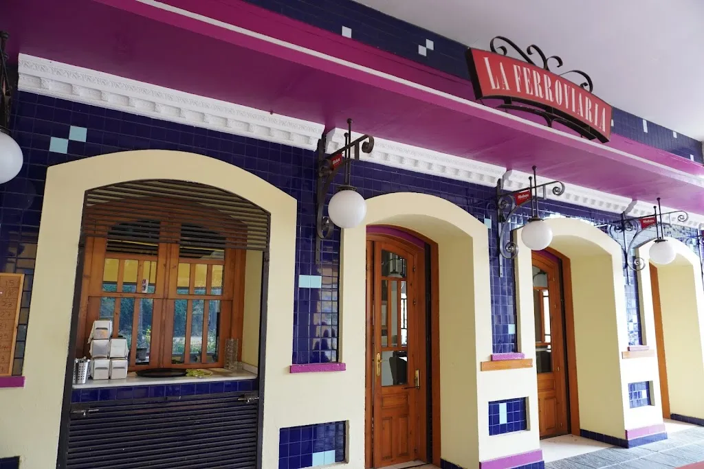 La Ferroviaria Restaurante restaurant in Cañada de Calatrava