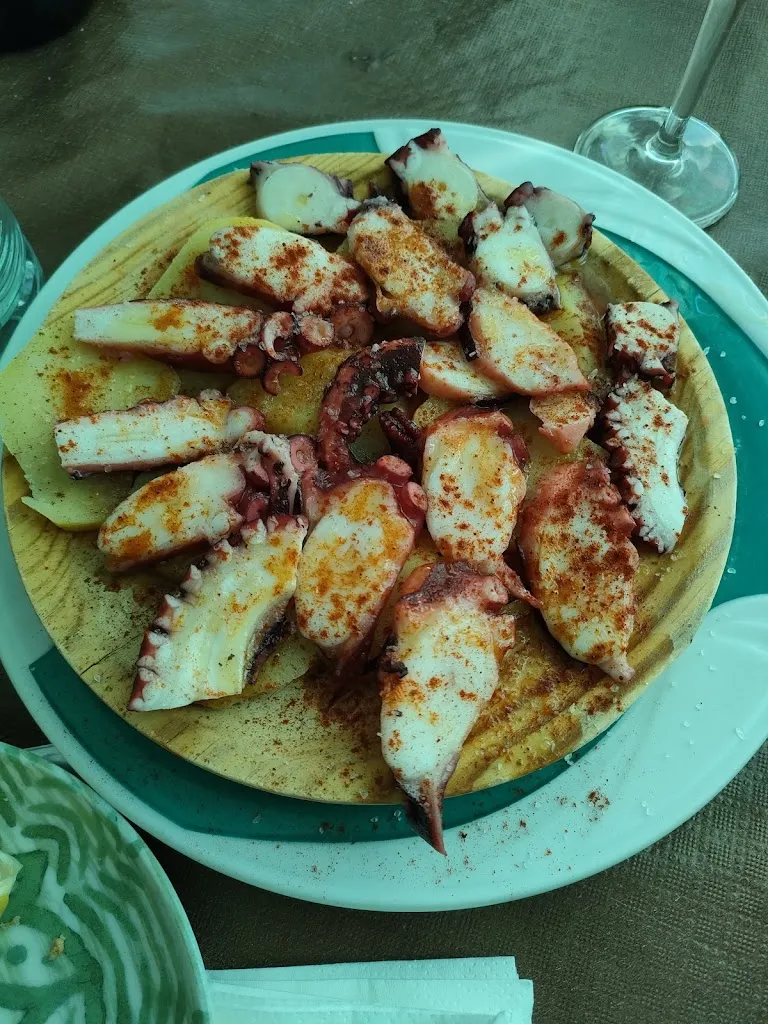 Carmen Jiménez_Restaur. El Bosque, El Corral On_Cañada de Calatrava_review