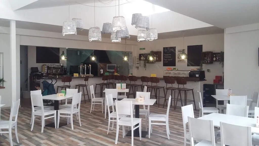 LA FUENTE - BAR restaurant in Munera
