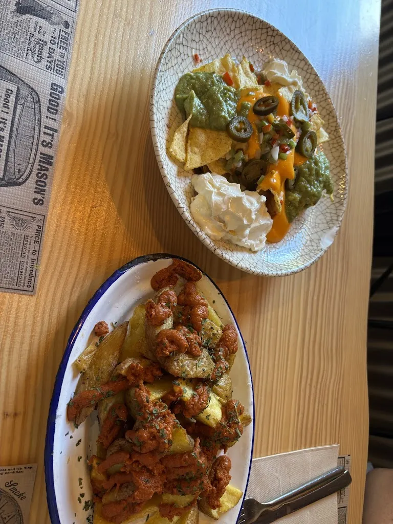 ines jimenez_Camden Bar_Alcázar de San Juan_review