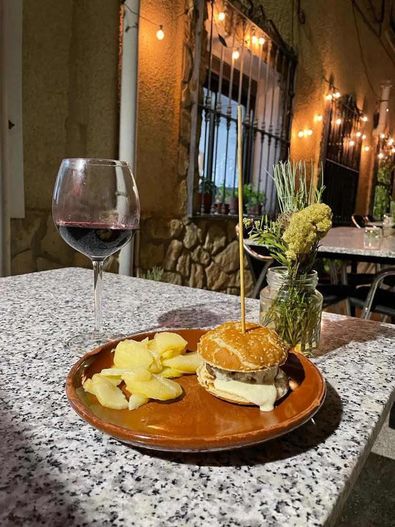 Casa Juan_Molinicos_slider_image_3