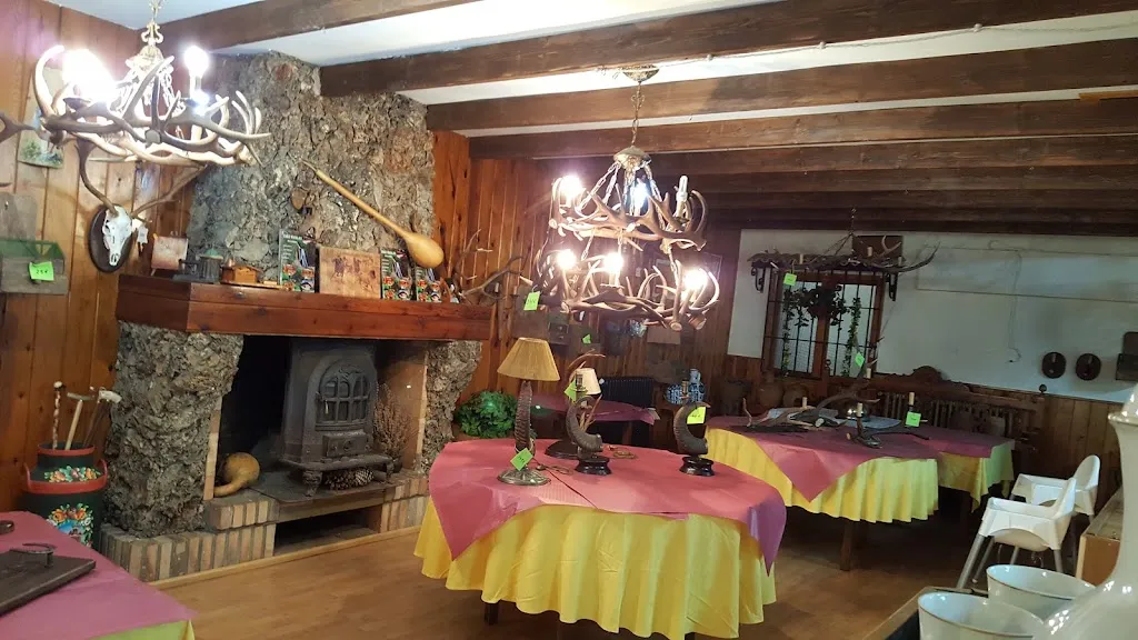 Casa Nicolás_Molinicos_slider_image_1