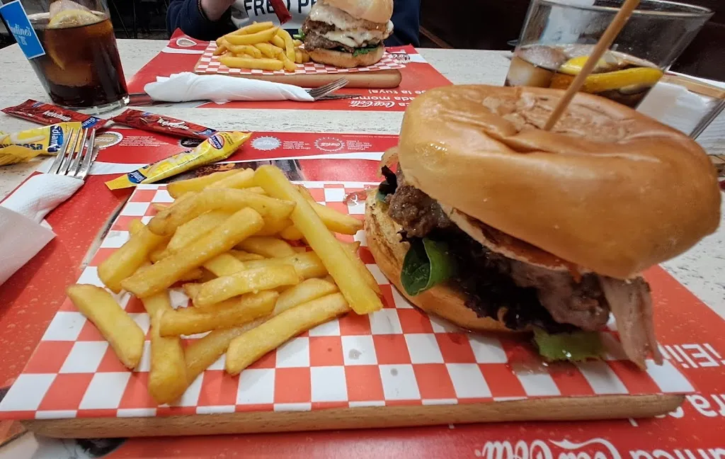 Sara D.S._Hamburguesería Random Taste_Alcázar de San Juan_review