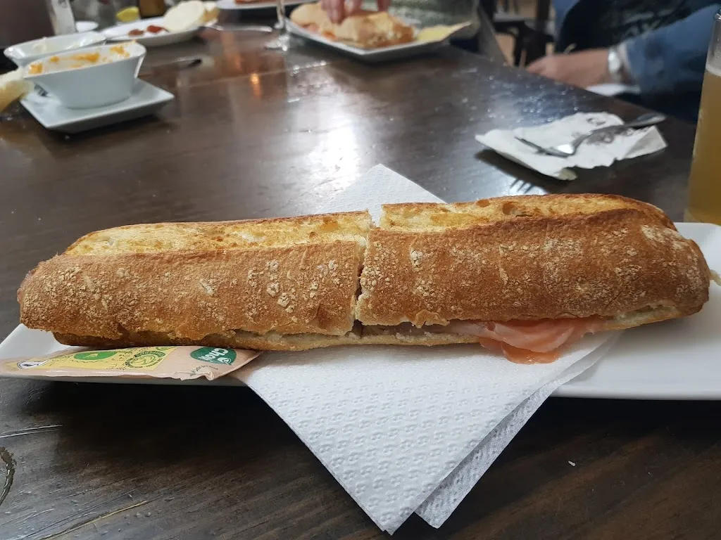 Menu_Restaurante La cabaña_Castellar de Santiago_immagine_5