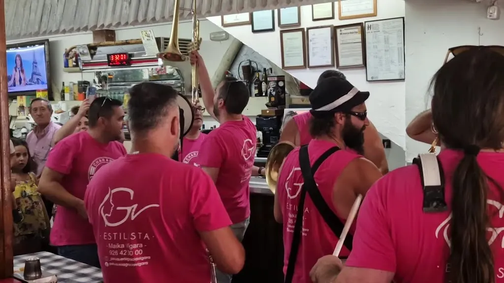 Restaurante La cabaña_Castellar de Santiago_slider_image_2