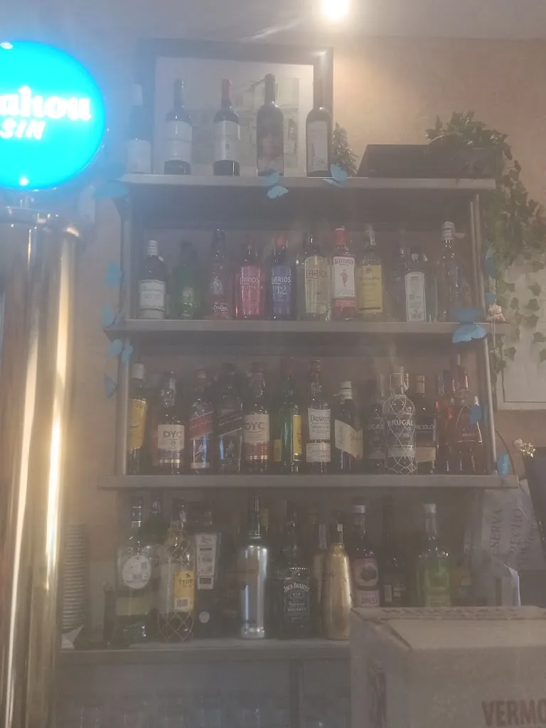 D.C L_Bar El Cafetín_Fernán Caballero_review