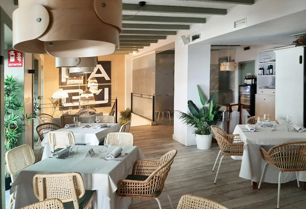 NAGÚ Restaurante restaurant in Fernán Caballero