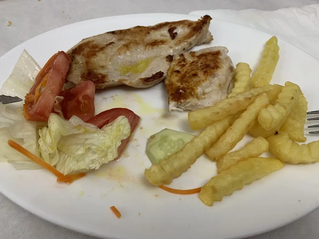 Casa Mesón Beni restaurant in Cortijos Los