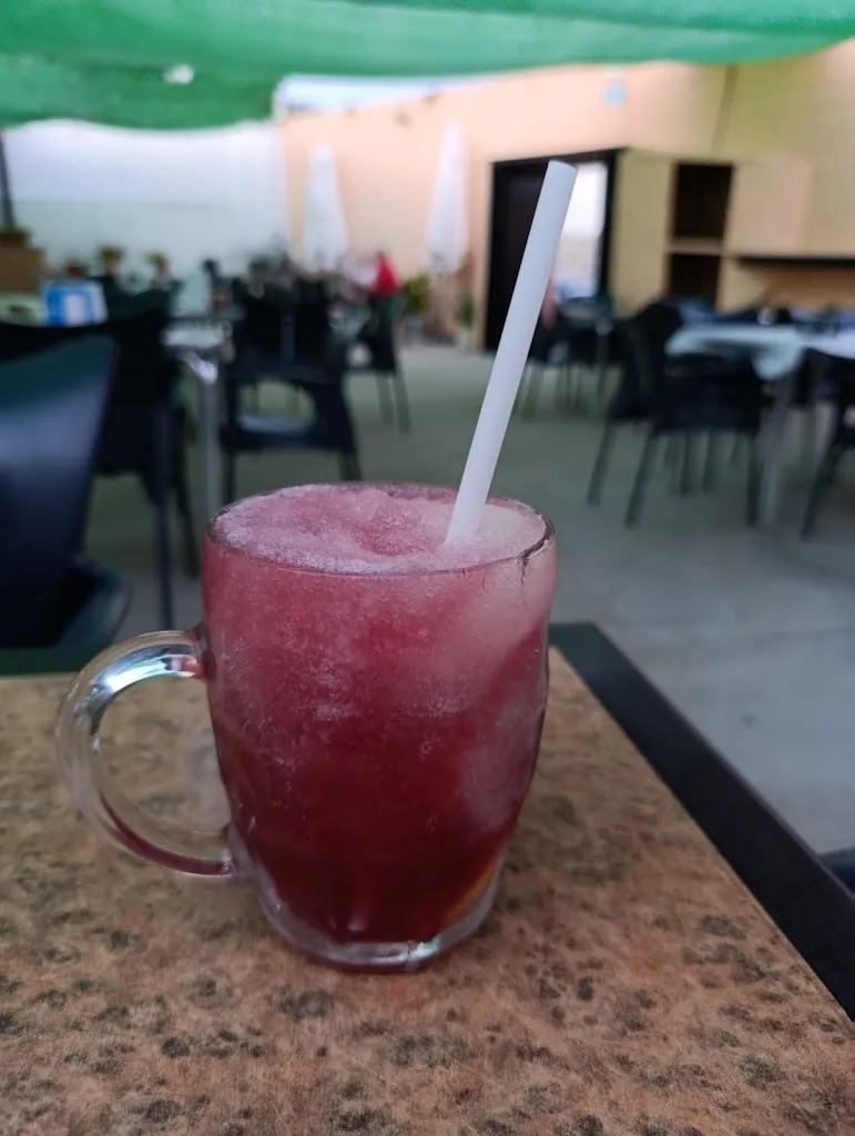 Victor Luis Guzman_Bar Terraza Rato's_Hinojosas de Calatrava_review