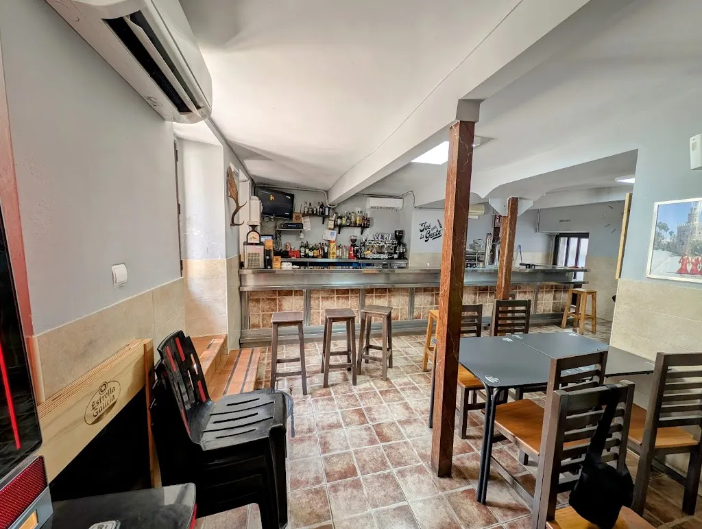 Bar Zumba2 restaurant in Fuencaliente