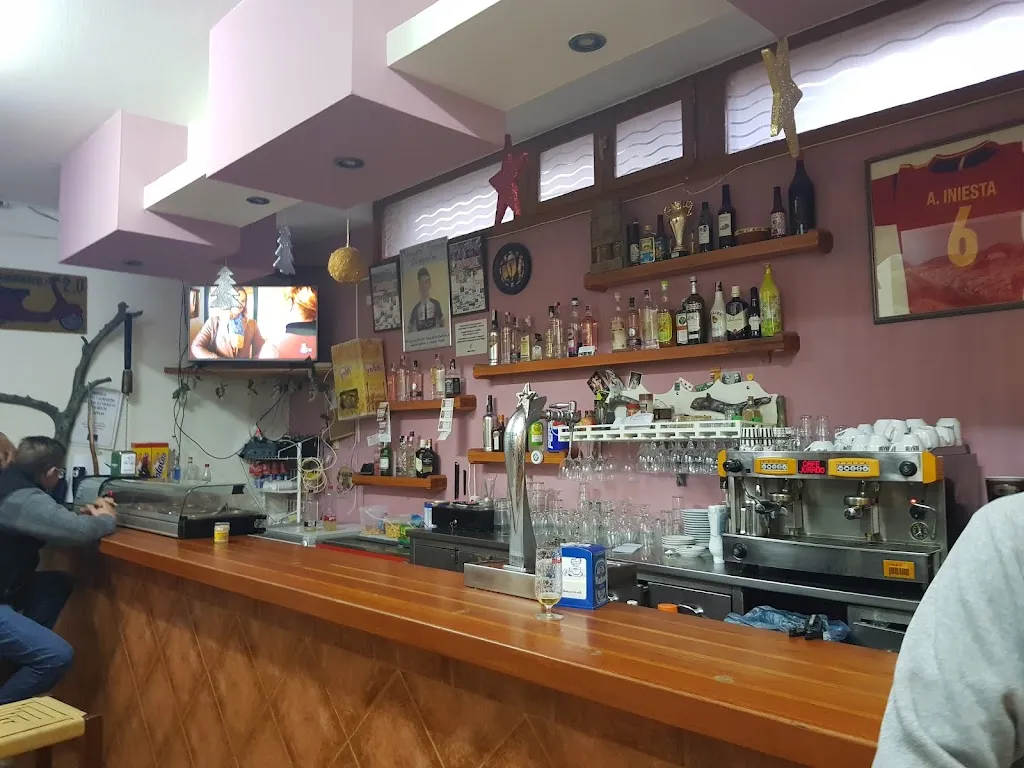 Bar Casa de la Cultura ristorante a Molinicos