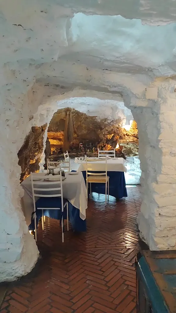 Restaurante Cueva La Martina_Campo de Criptana_slider_image_2