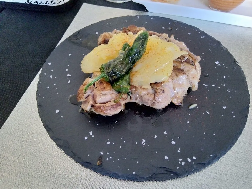 Miguel Fernández-Angulo_Bar Restaurante Diques_Campo de Criptana_review