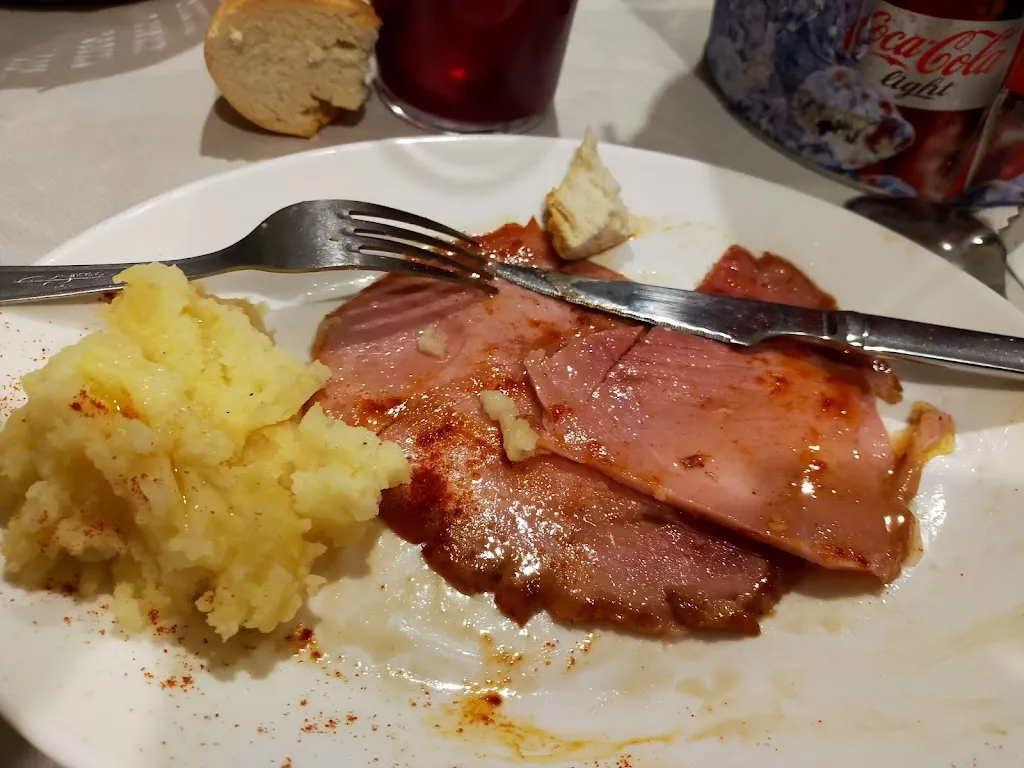 javier playa gonzalez_El Mirador_Horcajo de los Montes_review