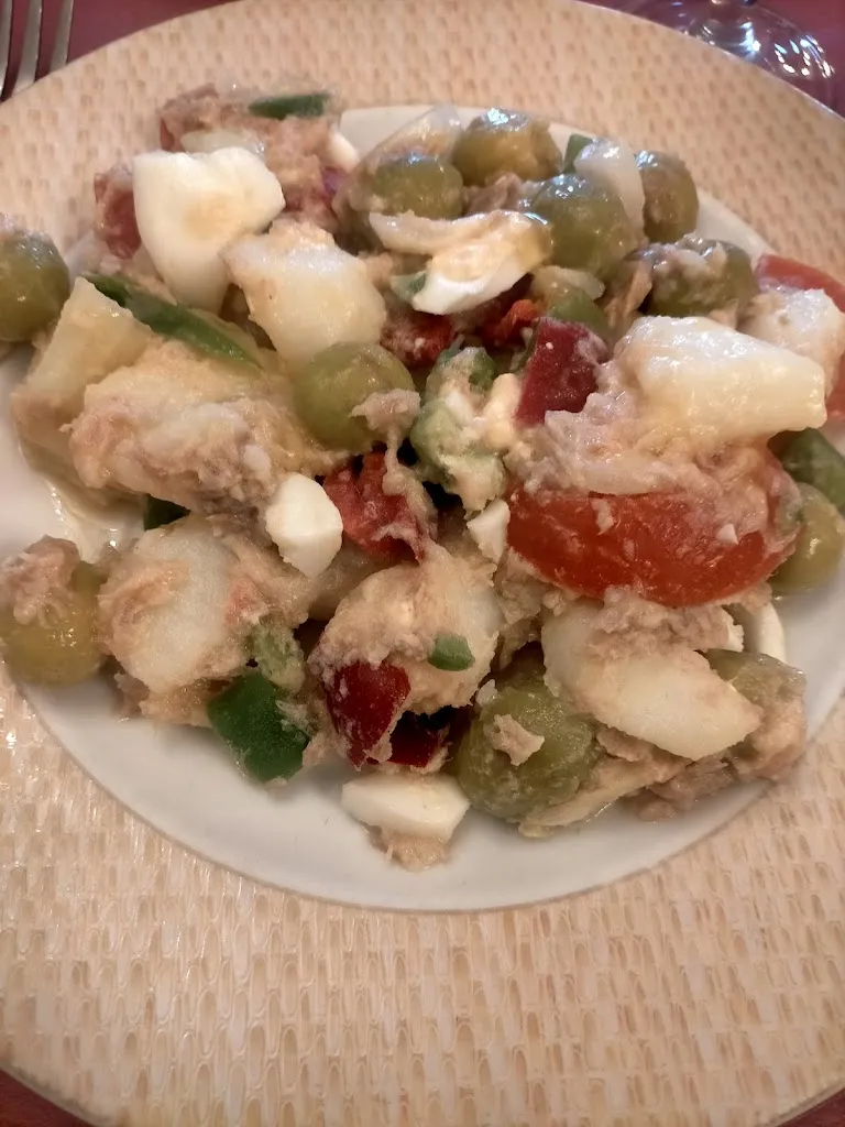 Ana Belen Olmo_Bar Restaurante La Plaza_Llanos del Caudillo_review