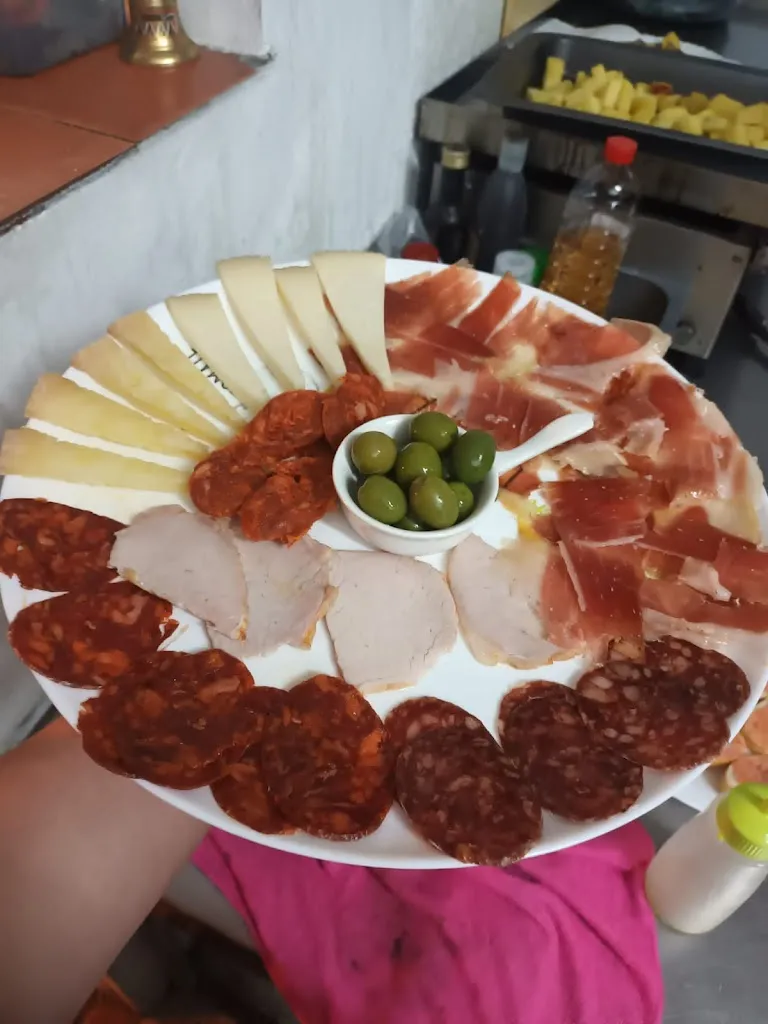 Menu_Bar la penúltima _Llanos del Caudillo_immagine_4