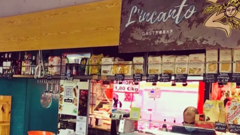 L' Incanto Gastrobar restaurant in Luciana