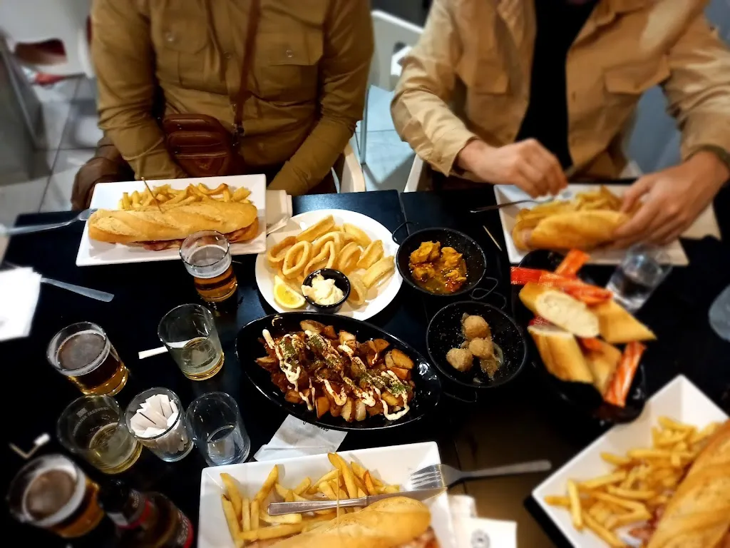 Mario O. Lozano_Lemmon moments_Herencia_review