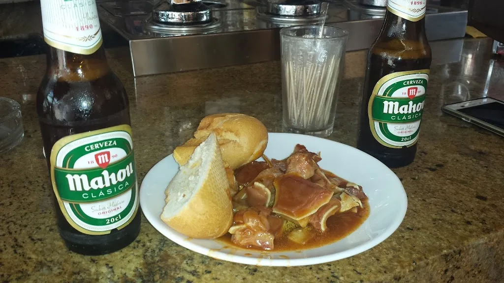 Bar El Chato_Malagón_slider_image_3