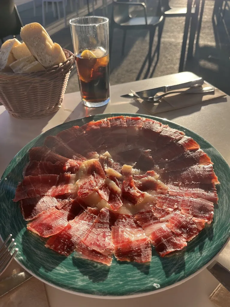 Eduardo Gil_Hotel Los Desmontes_Membrilla_review