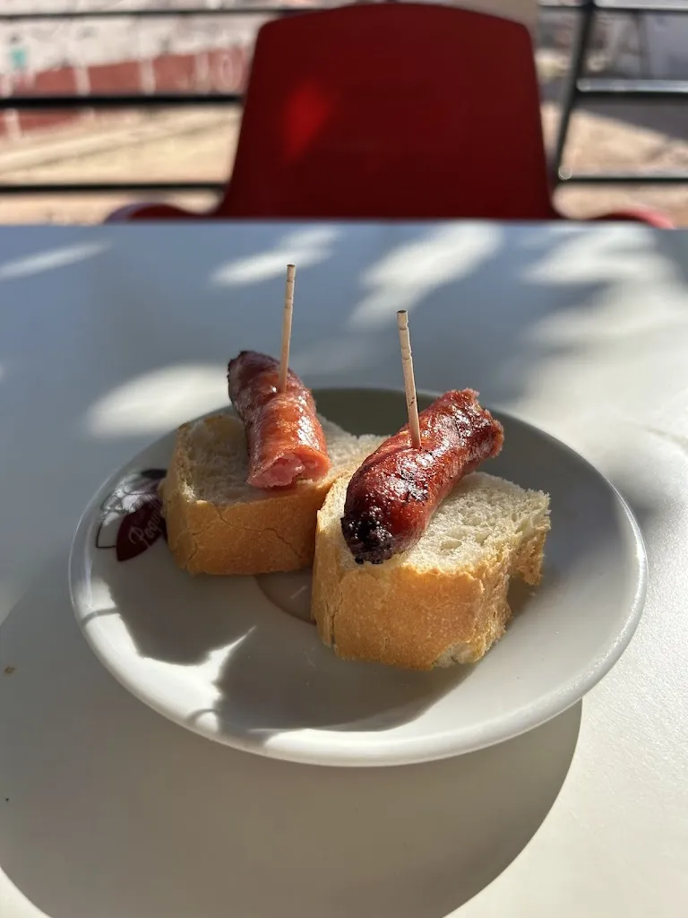 Álvaro_Bar Sofía_Paterna del Madera_review