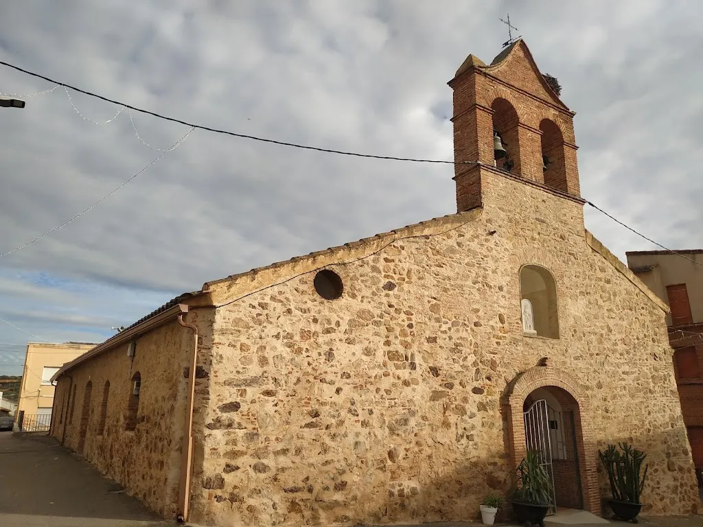 molino santi_Hostal Restaurante Clavero_Navalpino_review