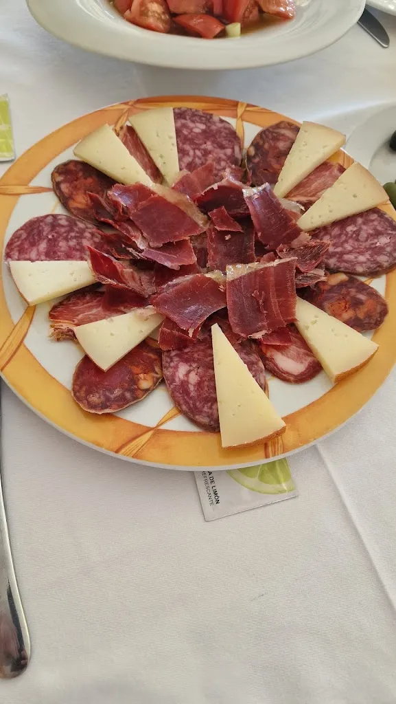 Mariano Velez_Marisquería La Rebaná_Manzanares_review