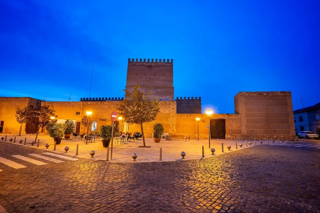 Castillo de Pilas Bonas_Manzanares_slider_image_1