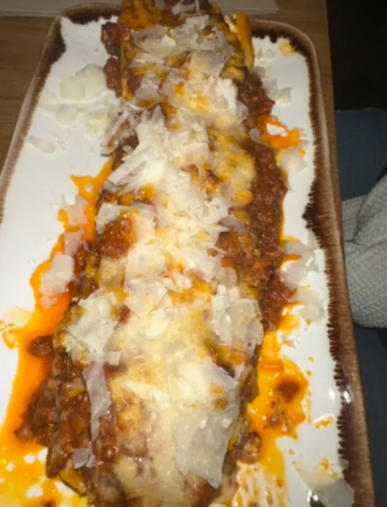 Camilo Thomas_MICA_Picón_review