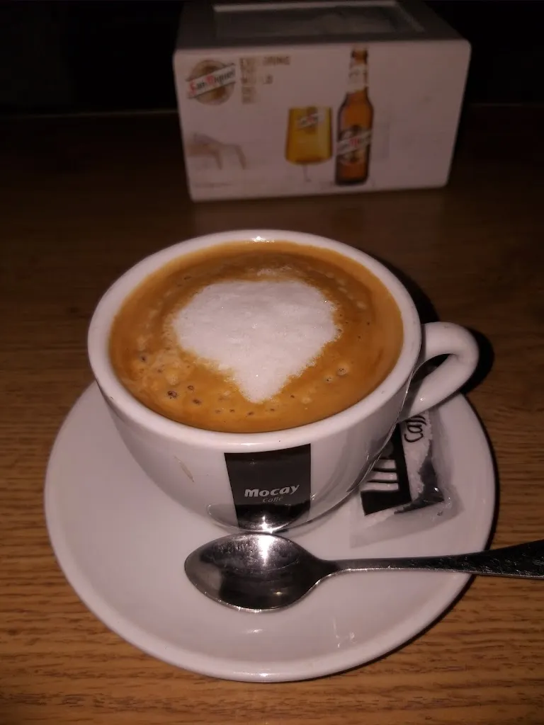 Burguer Groucho & Más restaurant in Moral de Calatrava