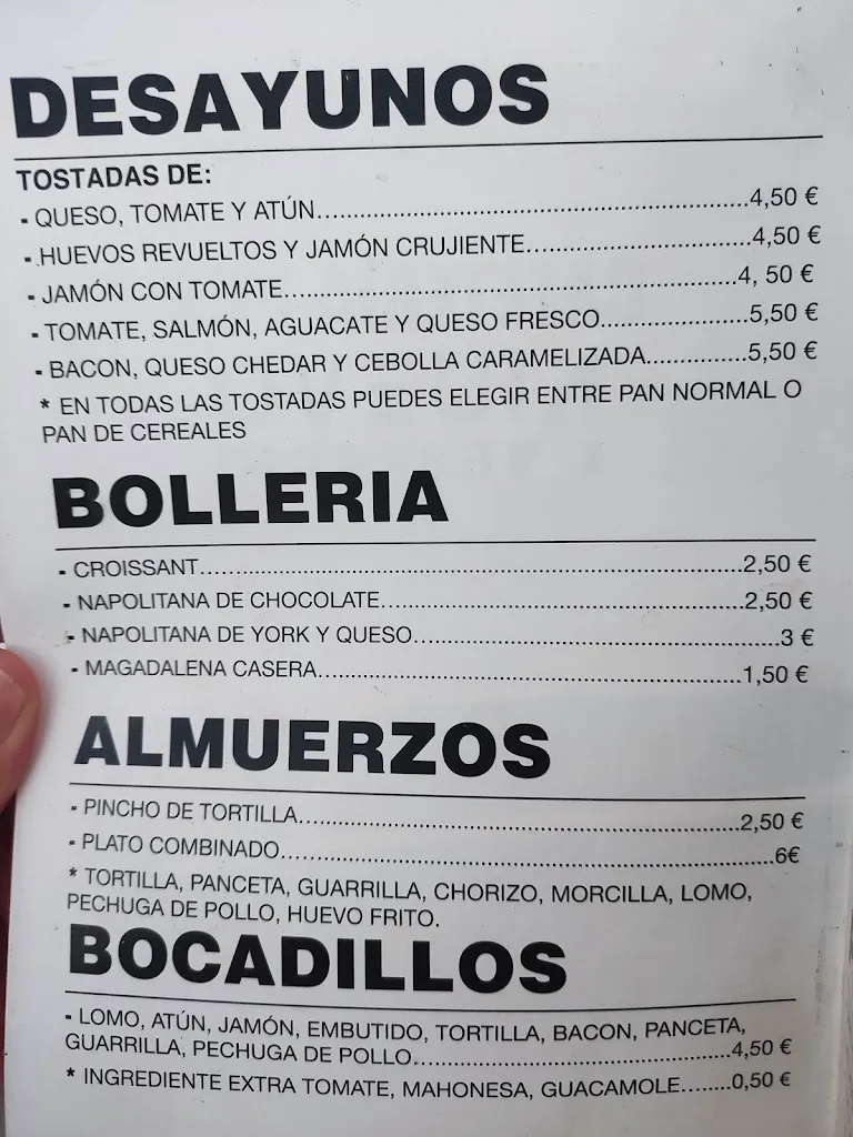 FRAN GARCIA_Cafetería/Pub Nuevo Espacio_Peñas de San Pedro_review