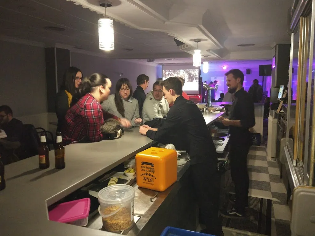 Cafetería/Pub Nuevo Espacio_Peñas de San Pedro_slider_image_3