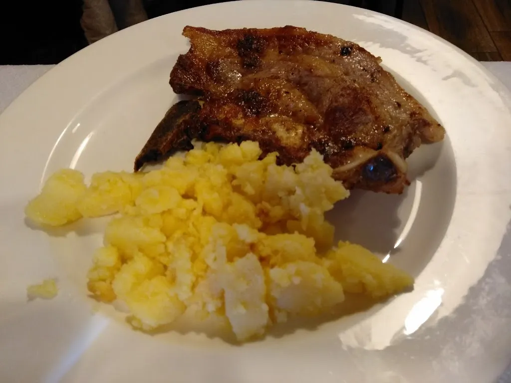 Ángel_Casa Carpin Restaurante - Tapas_Daimiel_review