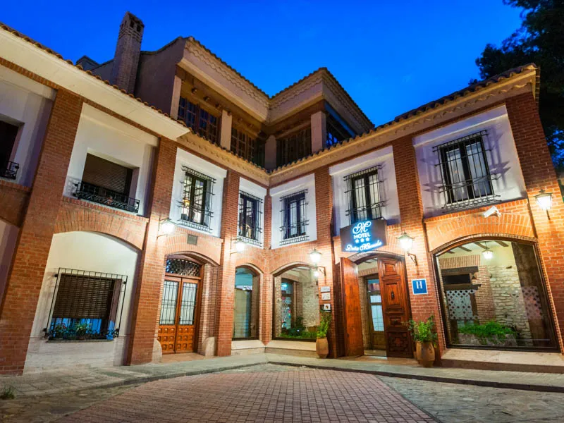 Hotel Doña Manuela - Hotel en Daimiel restaurant in Daimiel