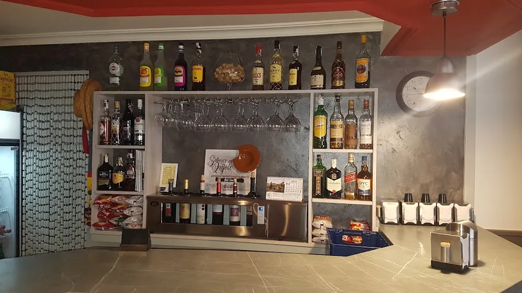 Bar Oasis restaurant in Piedrabuena