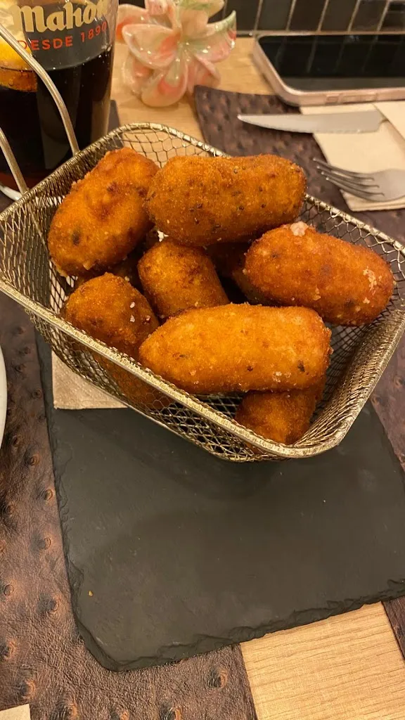 Bony T._Restaurante LaOvejaNegra Villa de Vallecas_Porzuna_recensione