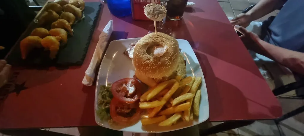 R F T_Come Y Caña_Pedro Muñoz_review