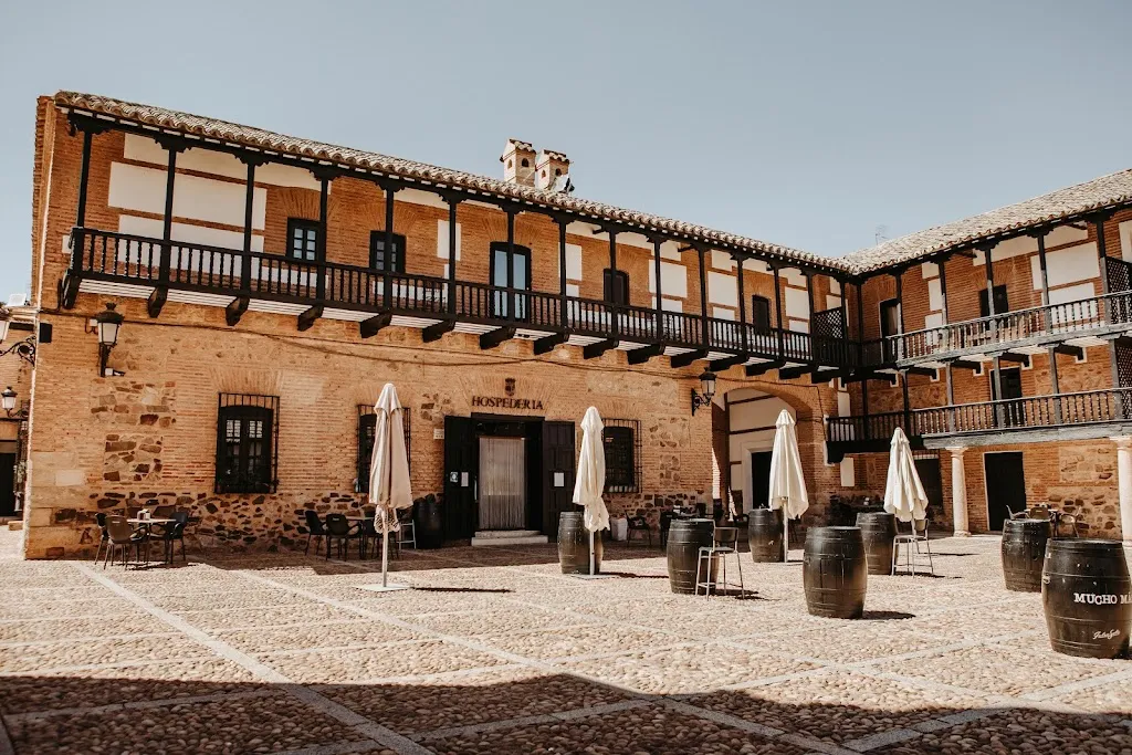 HOSPEDERÍA SANTA ELENA_San Carlos del Valle_slider_image_1