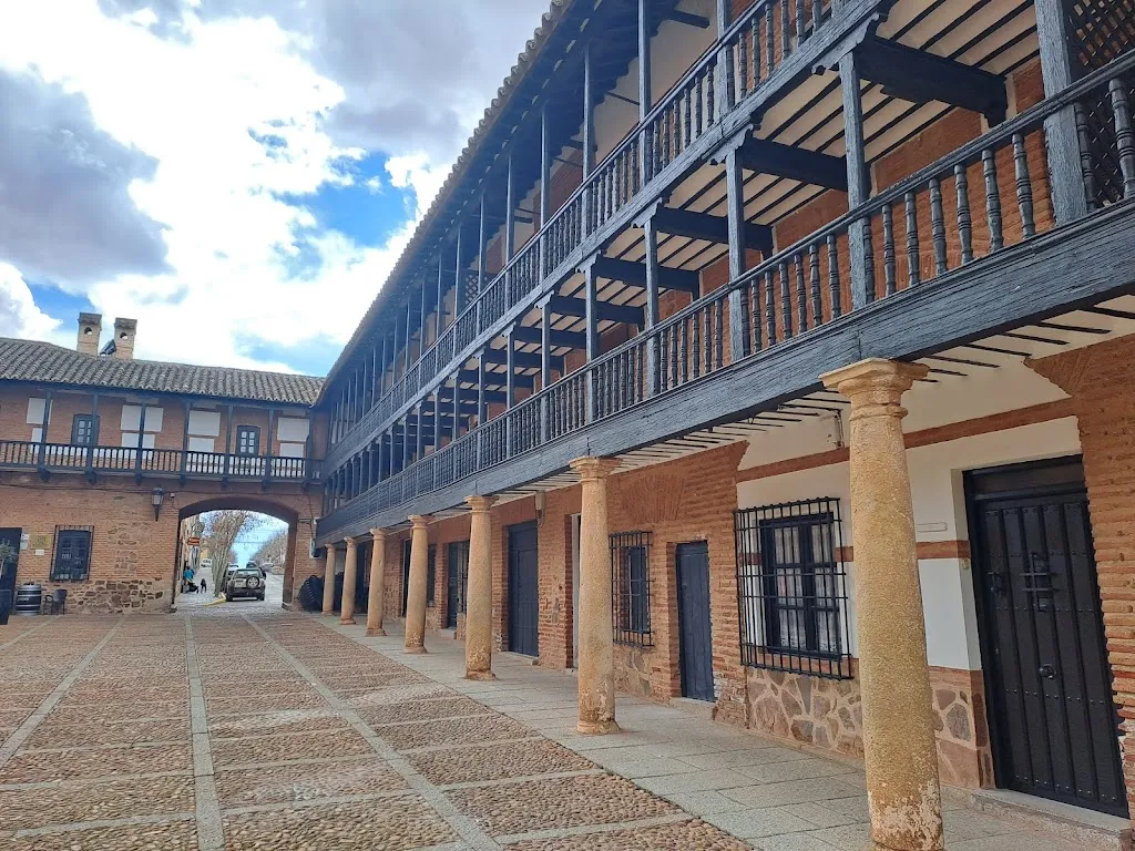 Bar Guchi_San Carlos del Valle_slider_image_2