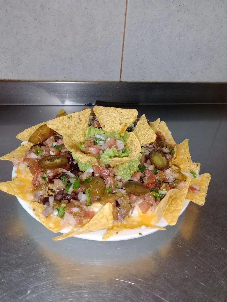 Cantina Mexicana; entre Tequila & Tequila_Solana La_slider_image_2