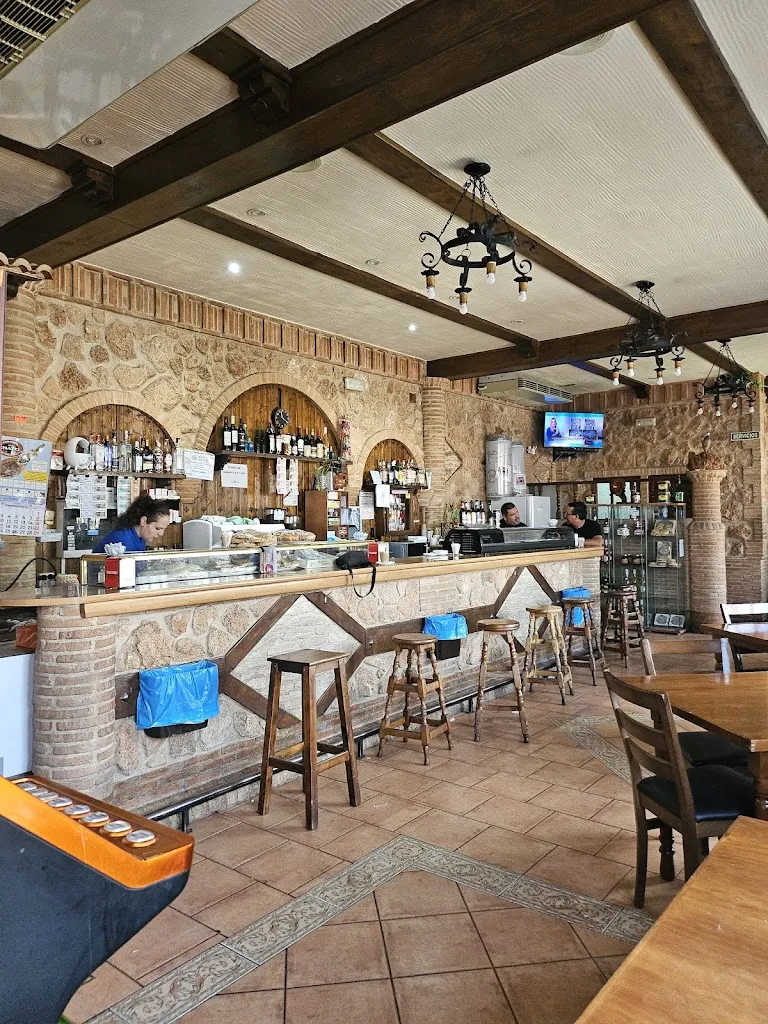 Laura Aguinaga Donaire_Restaurante Asador La Caliza_Santa Cruz de Mudela_review