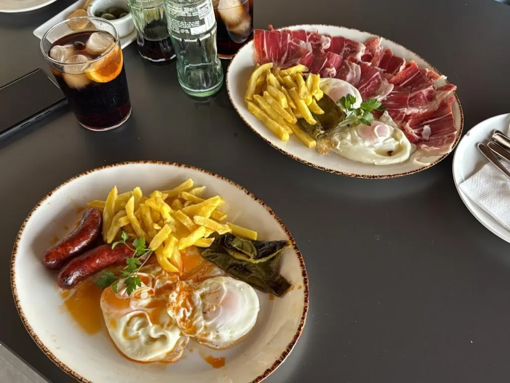 Tomasz Kobyłka_Las Canteras Restaurante_Santa Cruz de Mudela_review