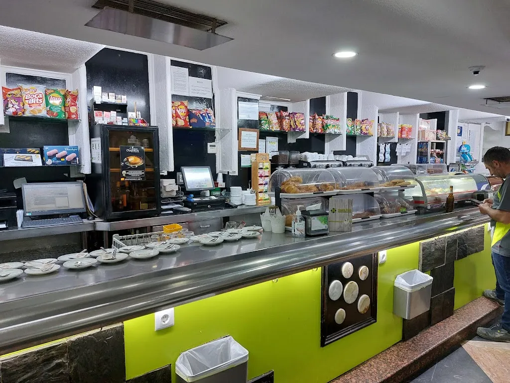 Garry Wilkinson_Hotel Restaurante Santa Cruz_Santa Cruz de Mudela_review